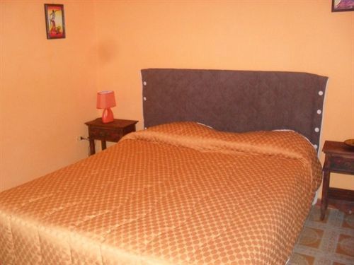Room Elia Наполи Екстериор снимка