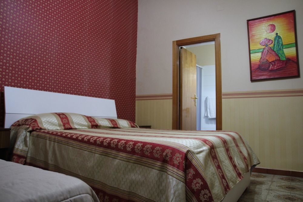 Room Elia Наполи Екстериор снимка