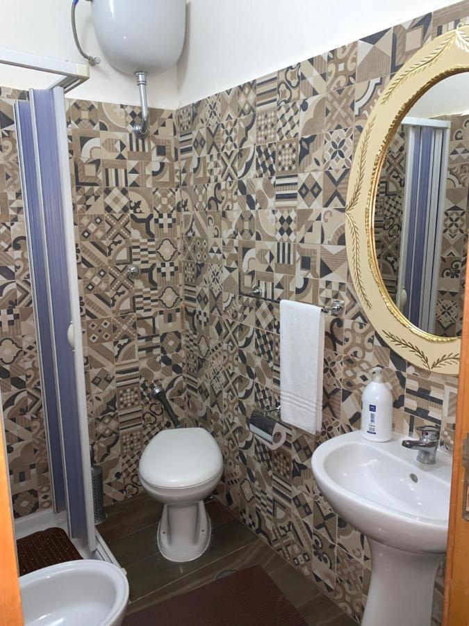 Room Elia Наполи Екстериор снимка
